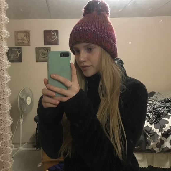 Pom Pom toque - Picture 2 of 2